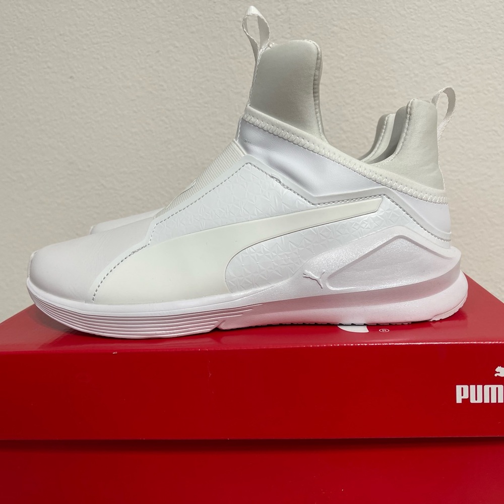 New Women’s White Puma Fierce, Women’s Size 9